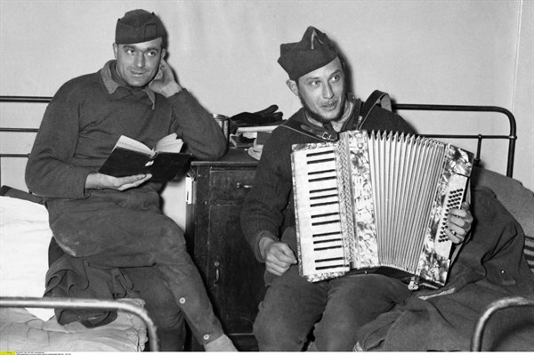 2.WK:Kriegsgefangene