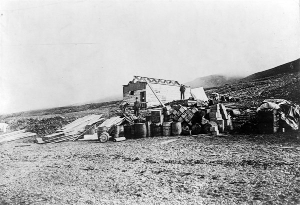 Robert Peary Lager von Polarforscher Robert E. Peary in Nord-Groenland 1909