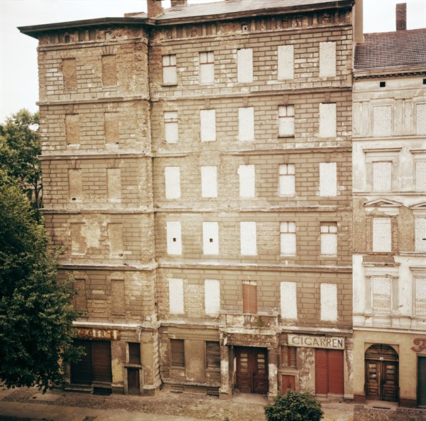 Construction du mur de Berlin, 1961