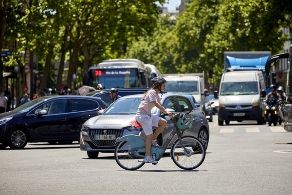 Bicycles and cars in Paris