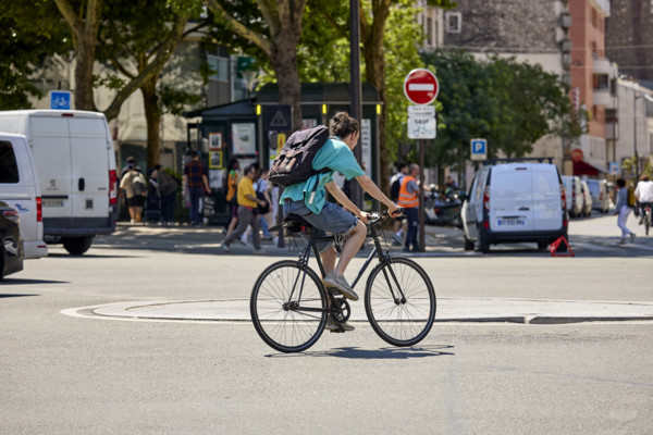 Bicycles and cars in Paris