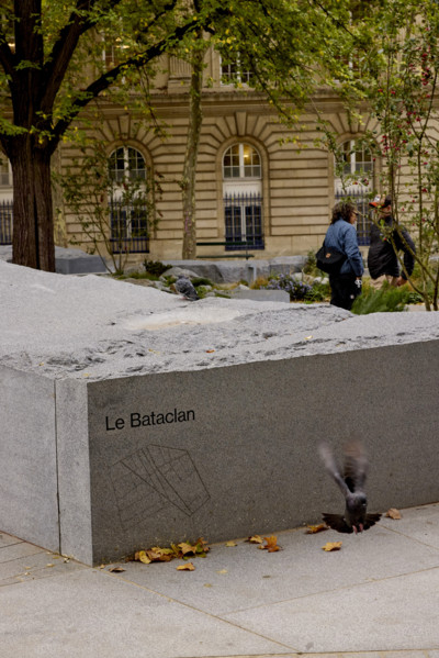 Jardin du 13 Novembre 2015 à Paris