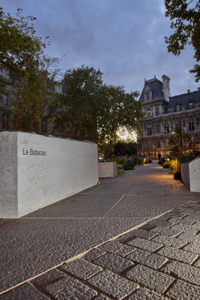 Jardin du 13 Novembre 2015 à Paris