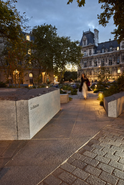 Jardin du 13 Novembre 2015 à Paris