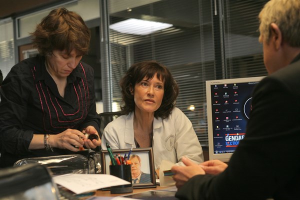 Section de recherches (TV series)