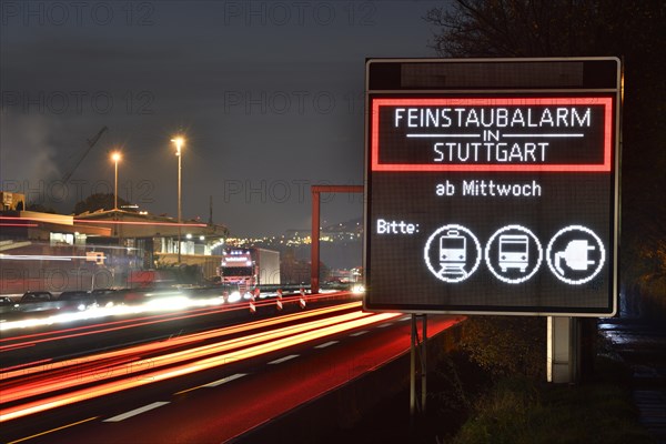 Information sign fine particles alarm on the motorway