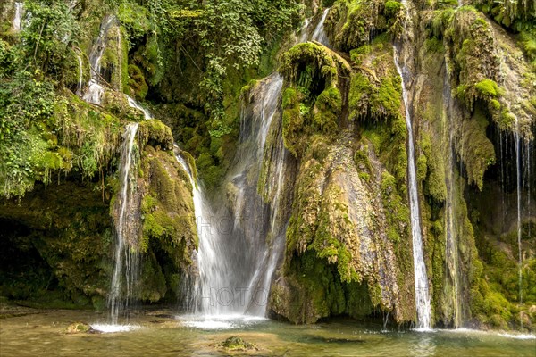 Waterfall of Tufs