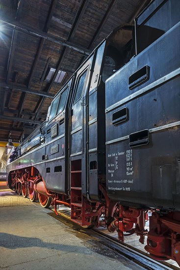 Locomotive of class 10 001 for express train