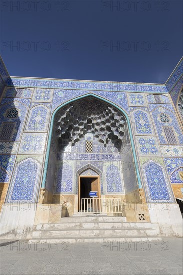 Lotfollah mosque