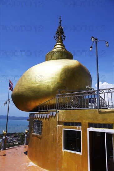 Pagoda at Wat Srisoonthron Temple