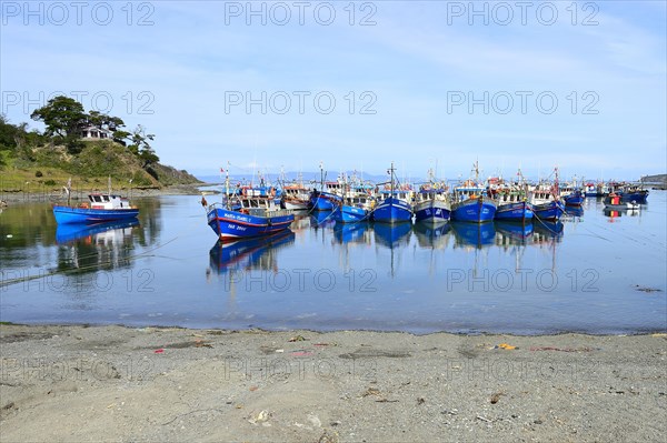 Fishing boats in the bay of Puerto del Hambre