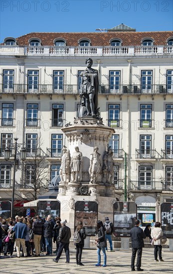 Monument to Luis de Camoes