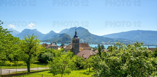 Talloires village