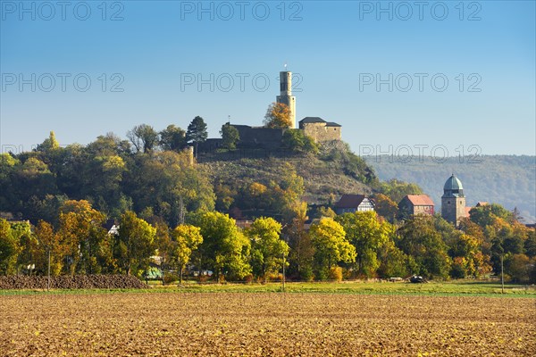 Felsburg castle above the city of Felsberg in autumn