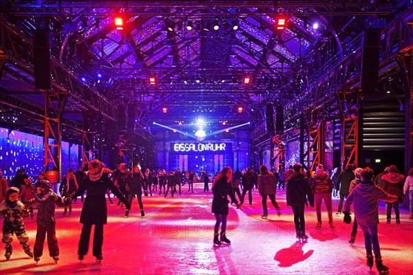 Skater in the EisSalon Ruhr