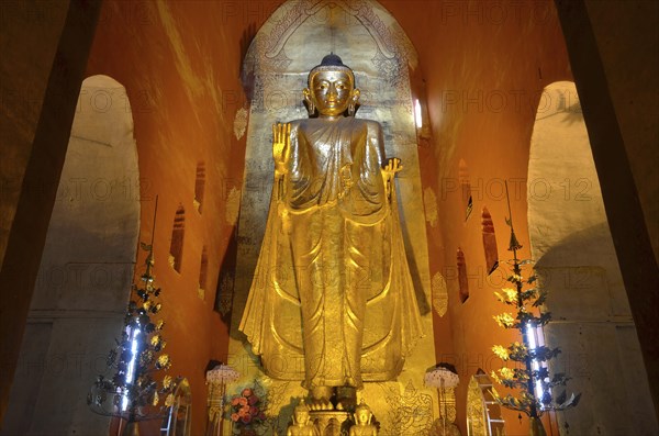 Buddha in Ananda Temple