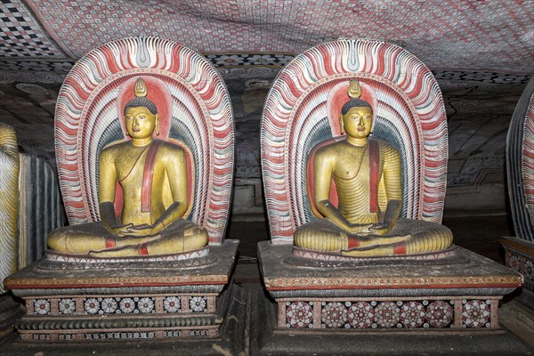 Buddha statues