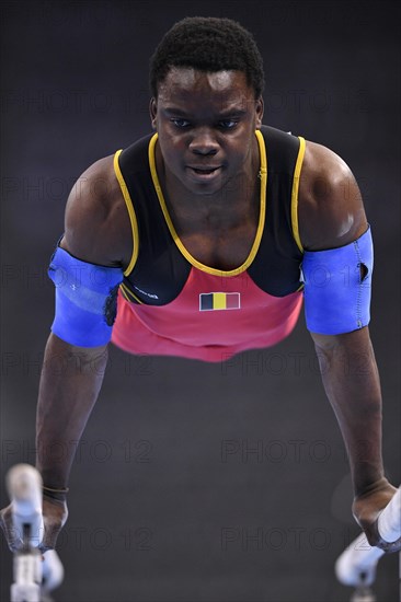 Apparatus gymnastics