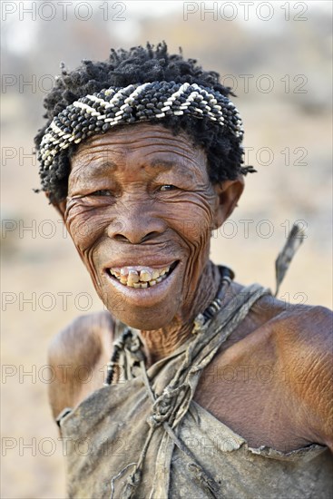 Old San woman