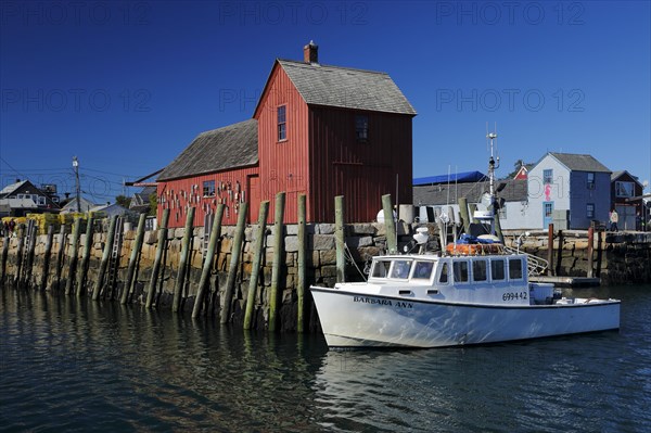 Fishing shack at Bradley Wharf