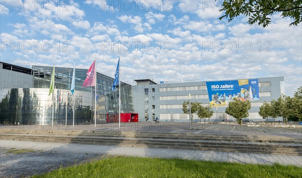 Faculty of Mathematics and Computer Science at the Research Campus