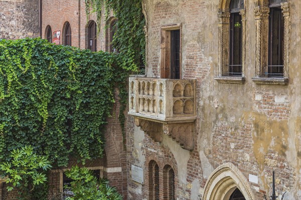 Balcony at the House of Julia