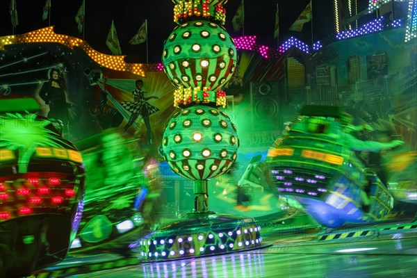 Fairground ride Breakdance