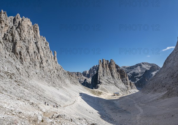 Descent from the Santner via ferrata to the Gartl hut