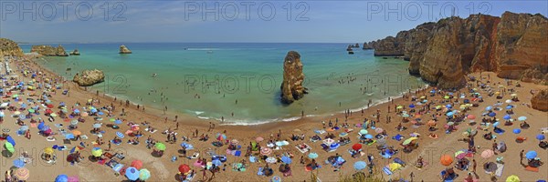 Many bathers