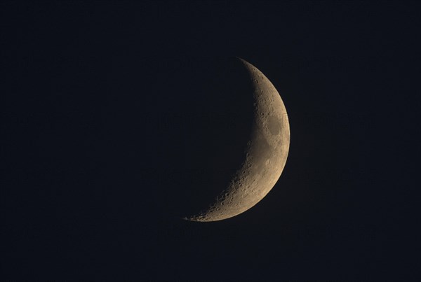 Increasing moon