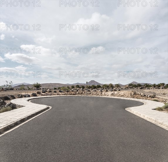 Dead-end street with turning possibility in Puerto Calero