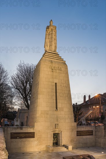Victory Monument to World War I