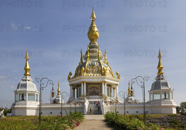 Maha Rattana Chedi of Wat Thung Setthi