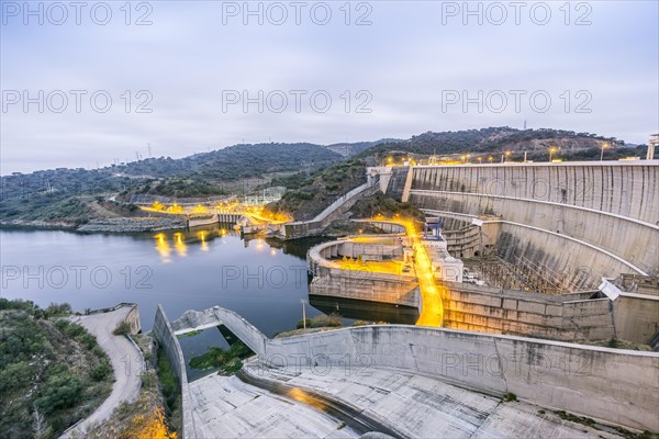 Power plant on Alqueva water dam