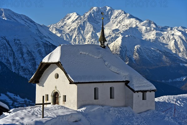 The winter chapel Mary of the Snow