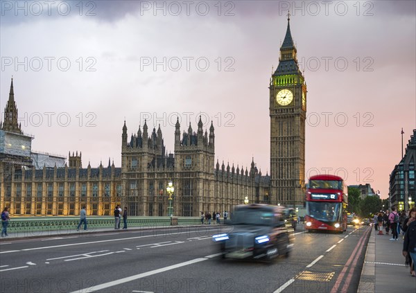 Taxi and red double-decker bus on the Westminster Bridge