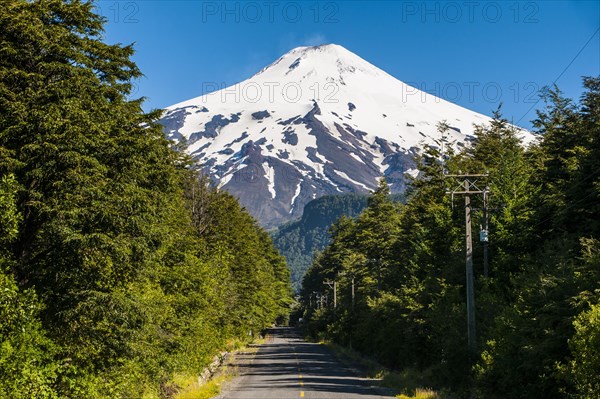 Snowcapped volcano Villarrica