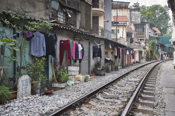 Houses directly on the train tracks