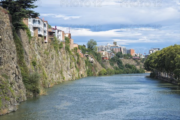 Town at Mtkvari river