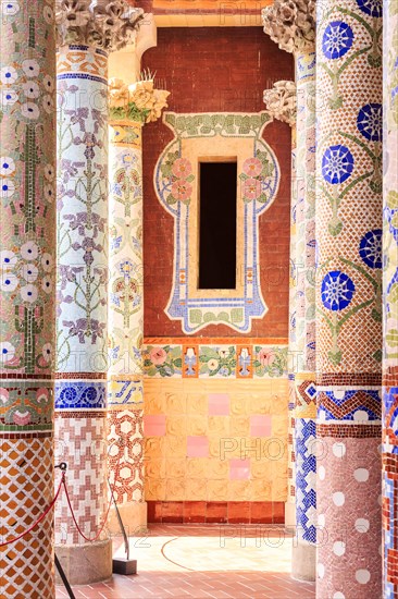 Window with columns on balcony of Palau de la Musica