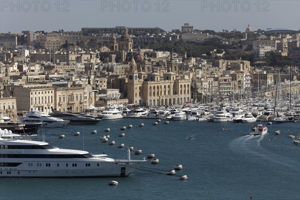 Cityscape with Marina at Dockyard Creek