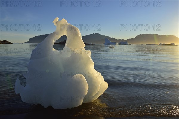 Small iceberg