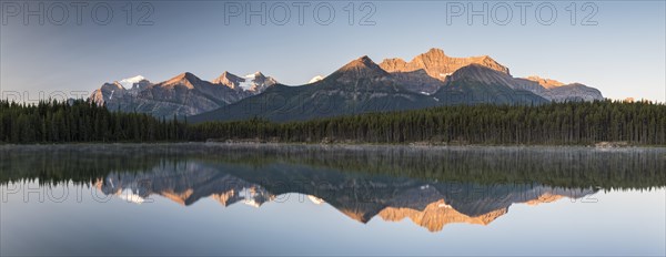 Herbert Lake at sunrise
