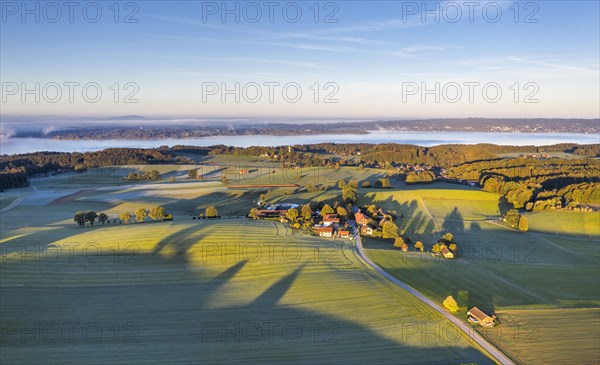 Attenkam and Holzhausen near Munsing