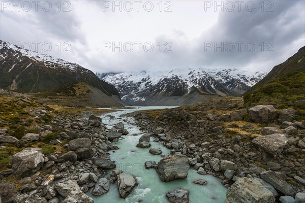 Hooker River flows from Lake Mueller