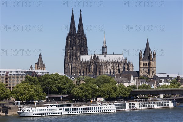 Landing bridge on the Rhine bank
