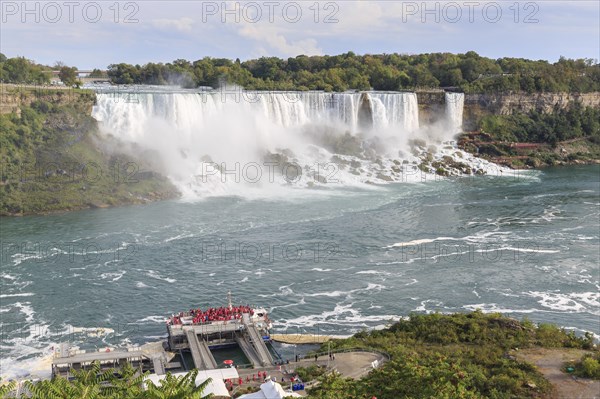 American Falls with tourist boat dock