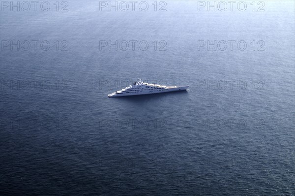 Yacht Azzam
