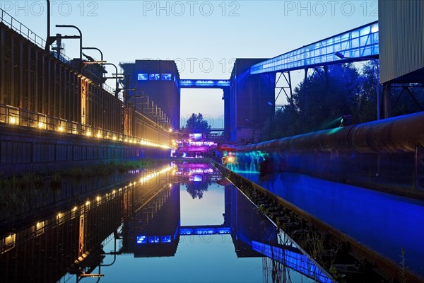 Illuminated Hansa coking plant