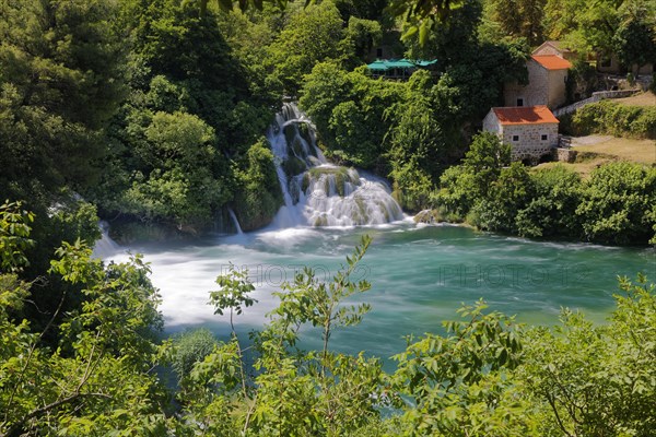 Waterfall Smotorcycleinski Buk